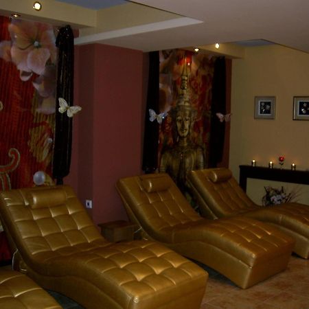 Relax Holiday Complex & Spa Pantai Sunny Luaran gambar