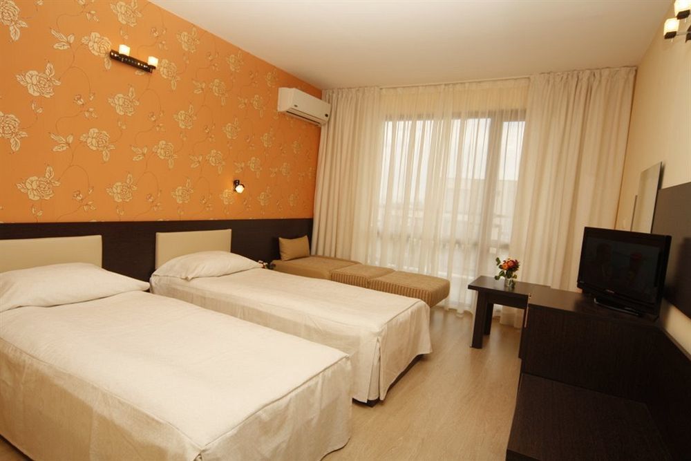 Relax Holiday Complex & Spa Pantai Sunny Luaran gambar