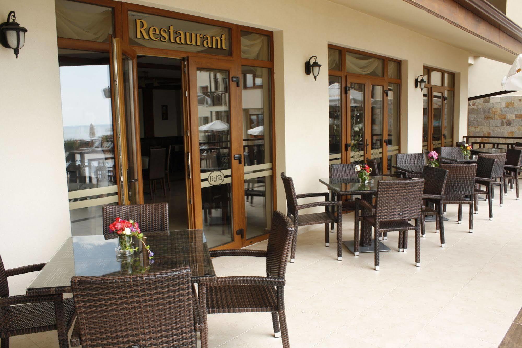 Relax Holiday Complex & Spa Pantai Sunny Luaran gambar